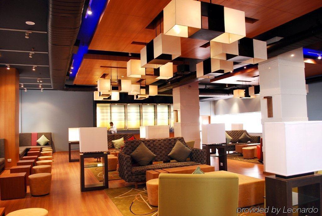 Aloft Coimbatore Singanallur Hotel Interior photo