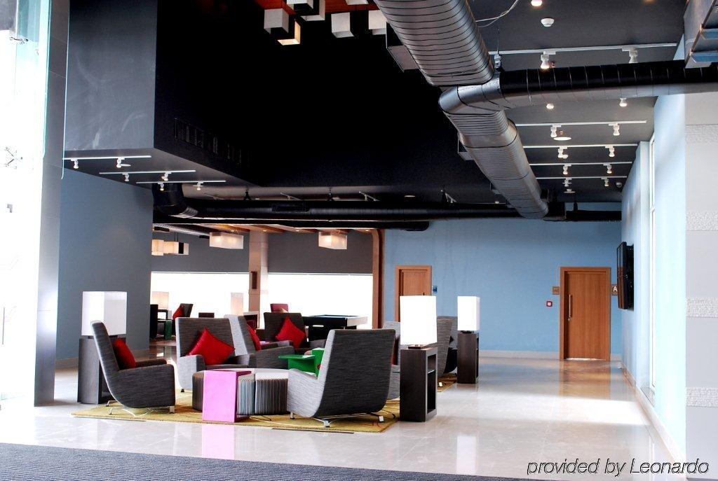 Aloft Coimbatore Singanallur Hotel Interior photo